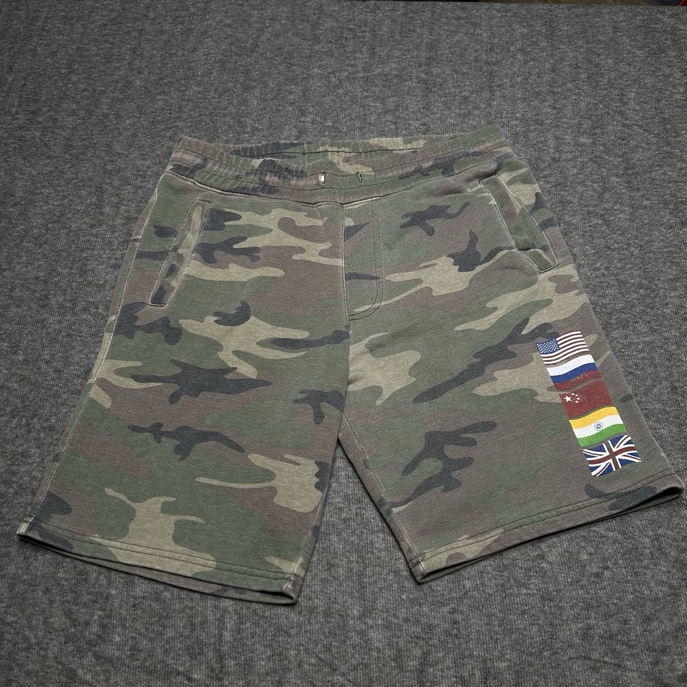 Mens Camo Cargo Shorts Medium Multicolor Flag Patch Casual Military Style Pocket